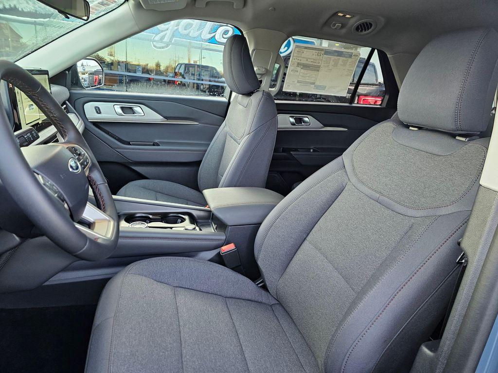 new 2025 Ford Explorer car, priced at $43,140