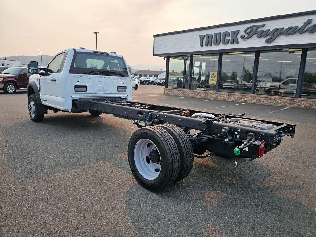 new 2025 Ford F-450 car, priced at $64,925