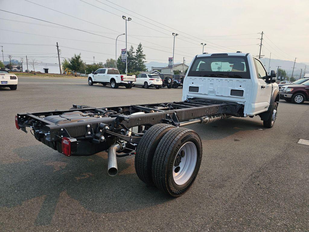 new 2025 Ford F-450 car, priced at $64,925
