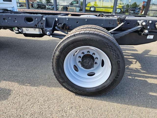 new 2025 Ford F-450 car, priced at $70,155