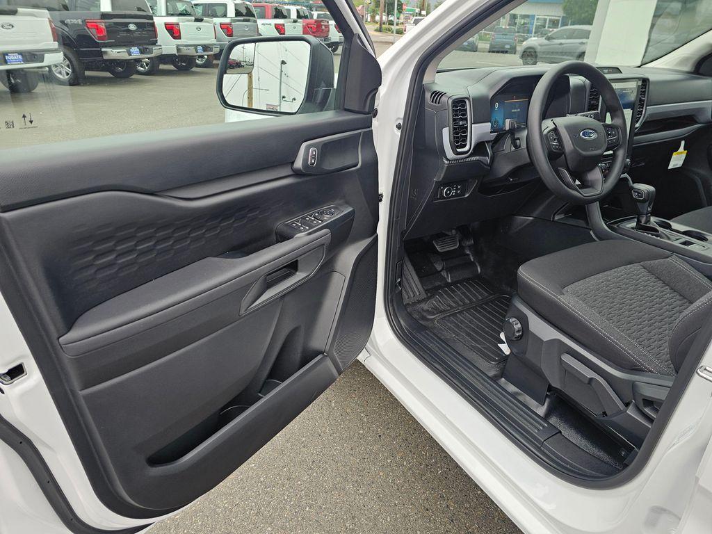 new 2025 Ford Ranger car, priced at $35,820