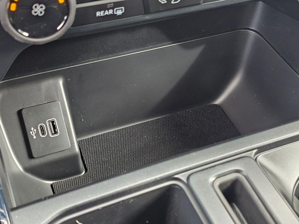 new 2025 Ford F-150 car, priced at $49,910