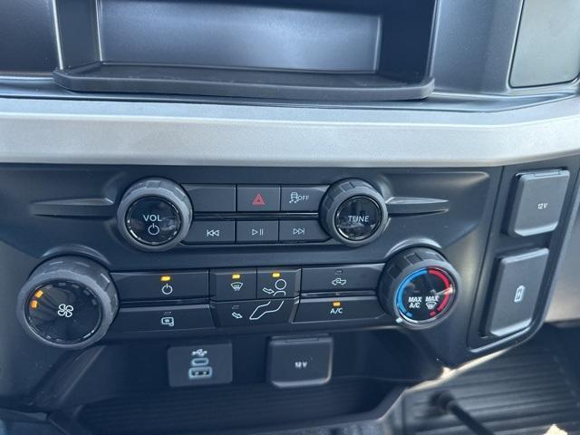 new 2025 Ford F-250 car, priced at $53,360