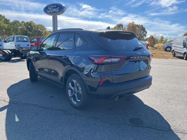 new 2025 Ford Escape car, priced at $32,880