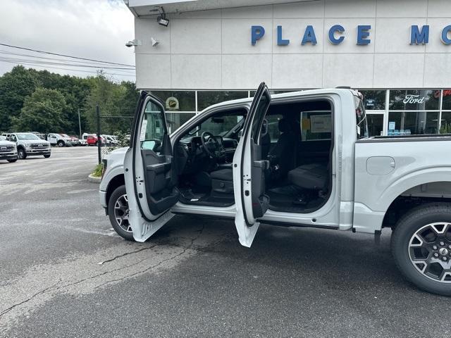 new 2024 Ford F-150 car, priced at $53,530