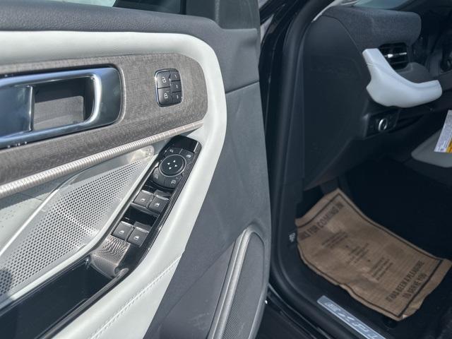 new 2025 Ford Explorer car, priced at $57,160