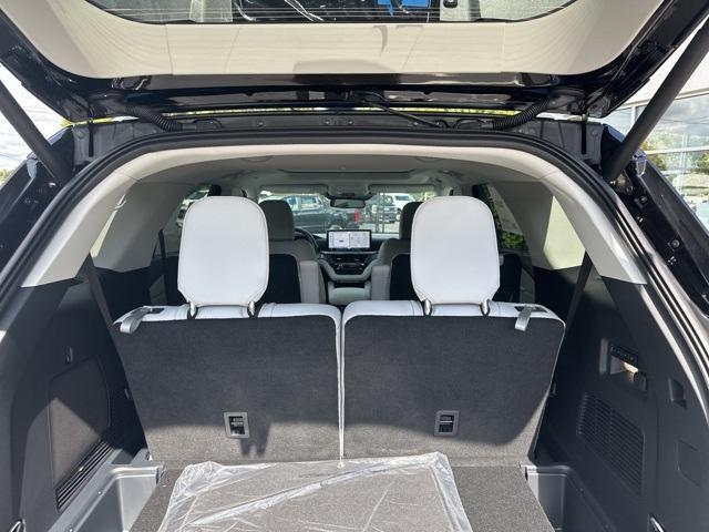 new 2025 Ford Explorer car, priced at $57,160