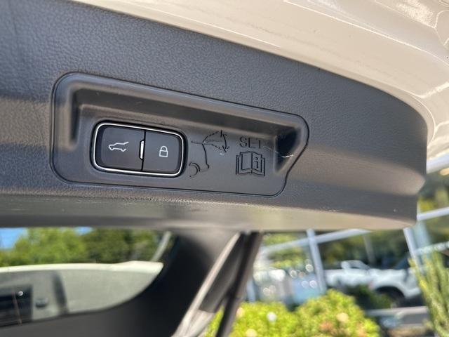 used 2022 Ford Explorer car, priced at $34,923