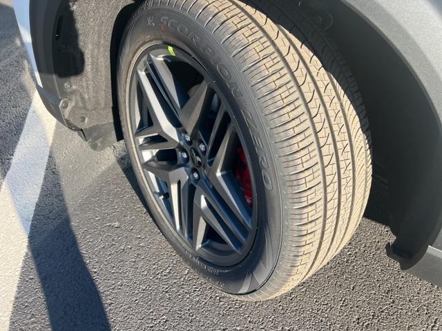 new 2025 Ford Explorer car, priced at $52,170