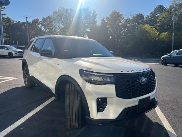 new 2025 Ford Explorer car, priced at $52,170