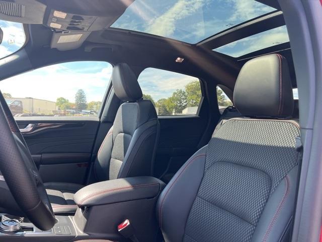 new 2025 Ford Escape car, priced at $32,780