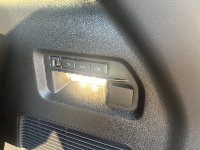 new 2025 Ford Explorer car, priced at $60,655