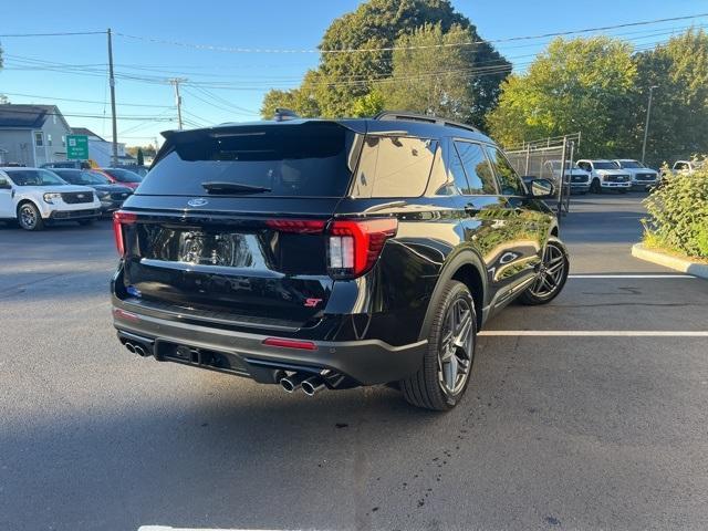 new 2025 Ford Explorer car, priced at $60,655
