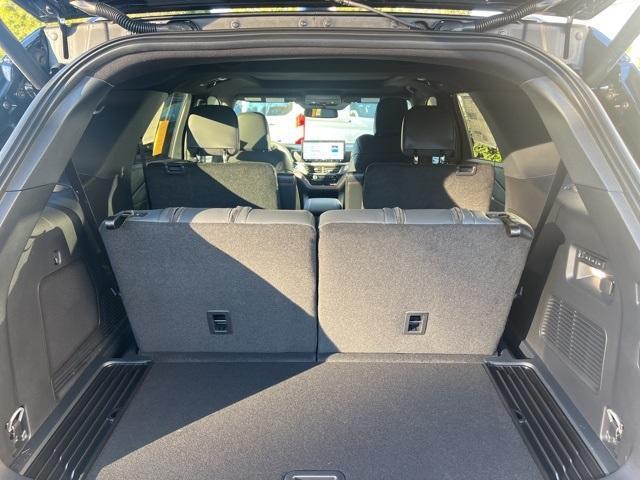 new 2025 Ford Explorer car, priced at $60,655