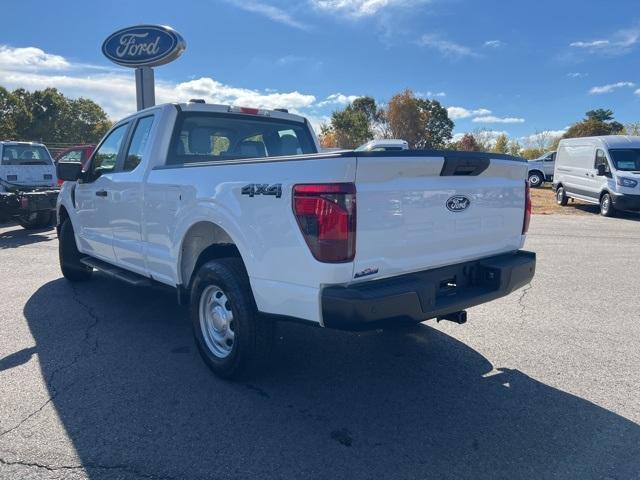 new 2024 Ford F-150 car, priced at $49,015