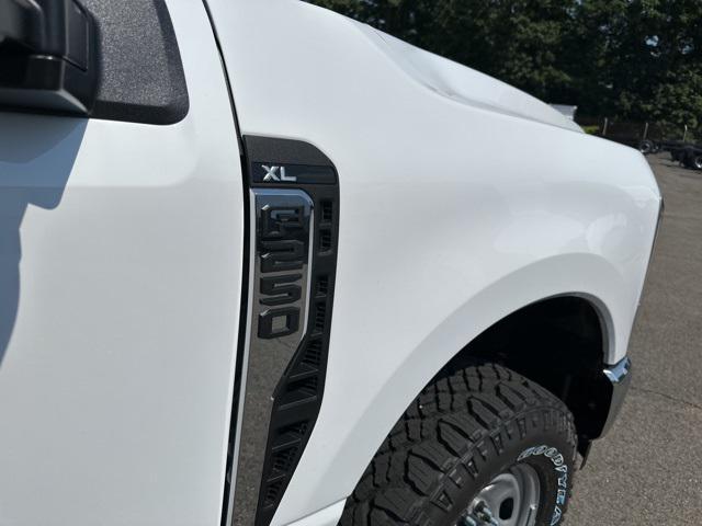 new 2024 Ford F-250 car, priced at $54,600