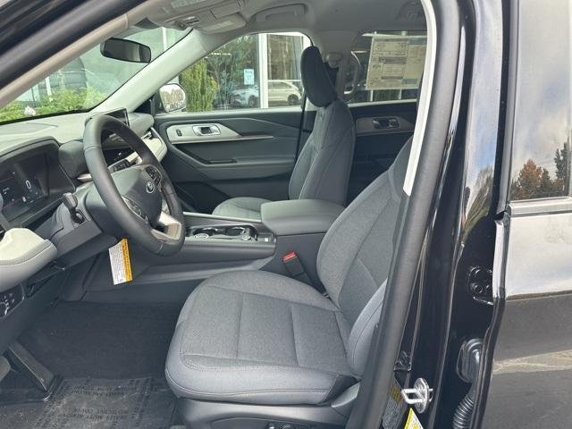 new 2025 Ford Explorer car, priced at $42,245