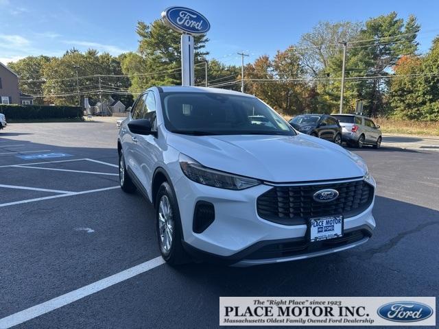 used 2023 Ford Escape car, priced at $24,923