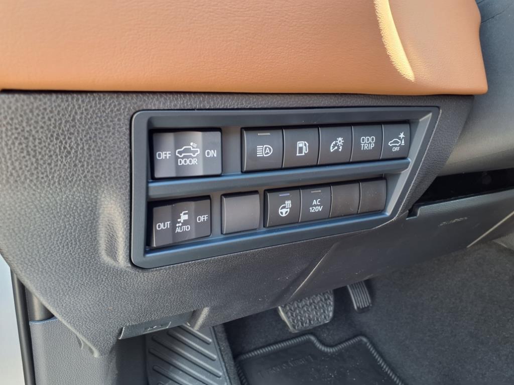 new 2025 Toyota Tundra Hybrid car, priced at $72,464