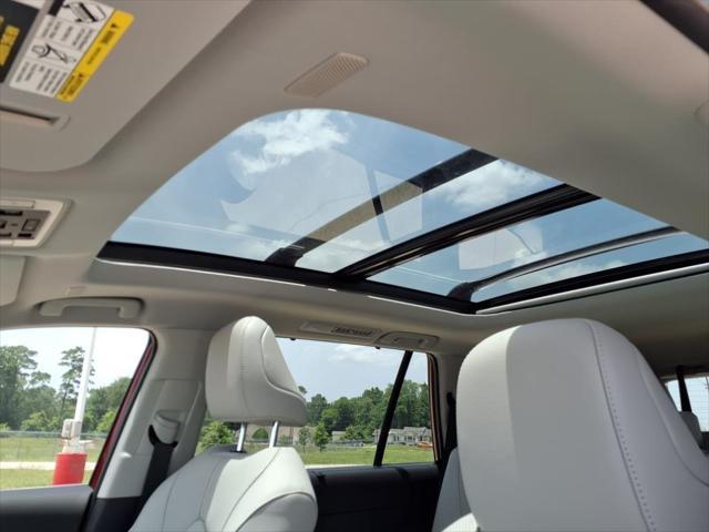 used 2025 Toyota Grand Highlander car, priced at $55,998