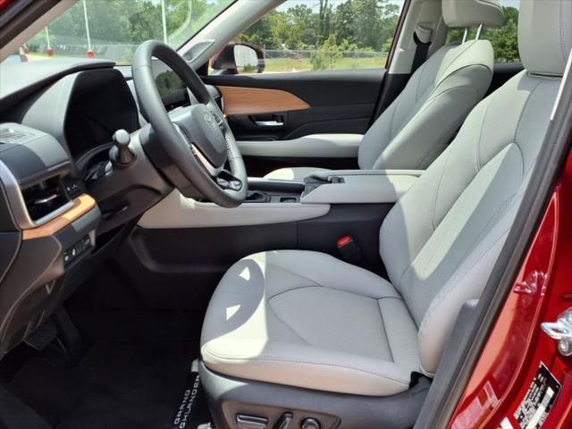 used 2025 Toyota Grand Highlander car, priced at $55,998