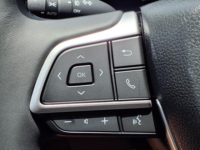 used 2025 Toyota Grand Highlander car, priced at $55,998