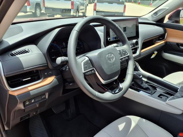 used 2025 Toyota Grand Highlander car, priced at $55,998