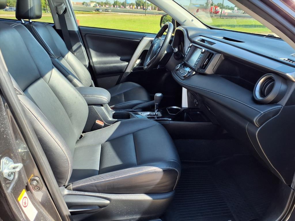 used 2018 Toyota RAV4 Hybrid car, priced at $23,998