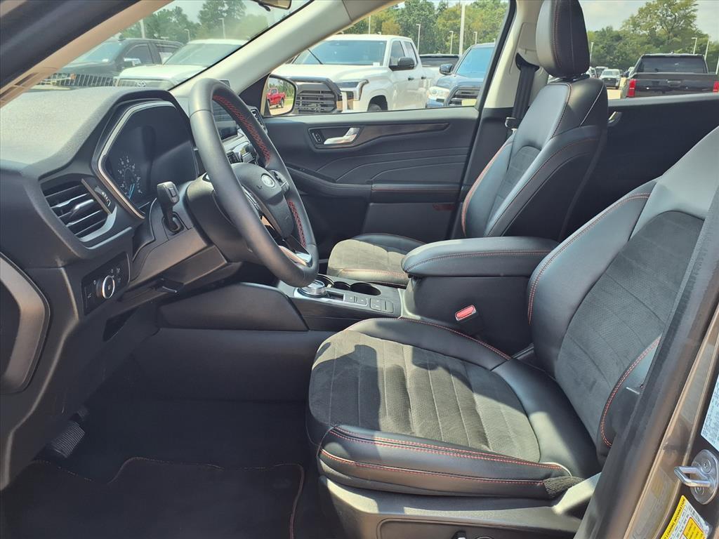 used 2022 Ford Escape car, priced at $24,748