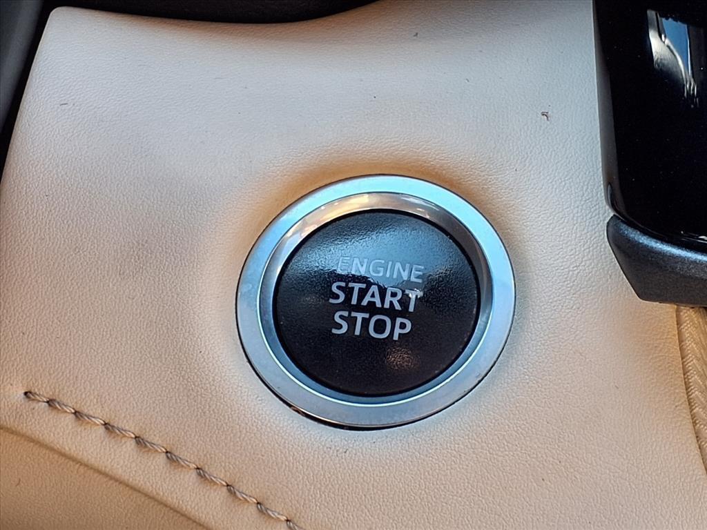 used 2021 Toyota Highlander car, priced at $27,248