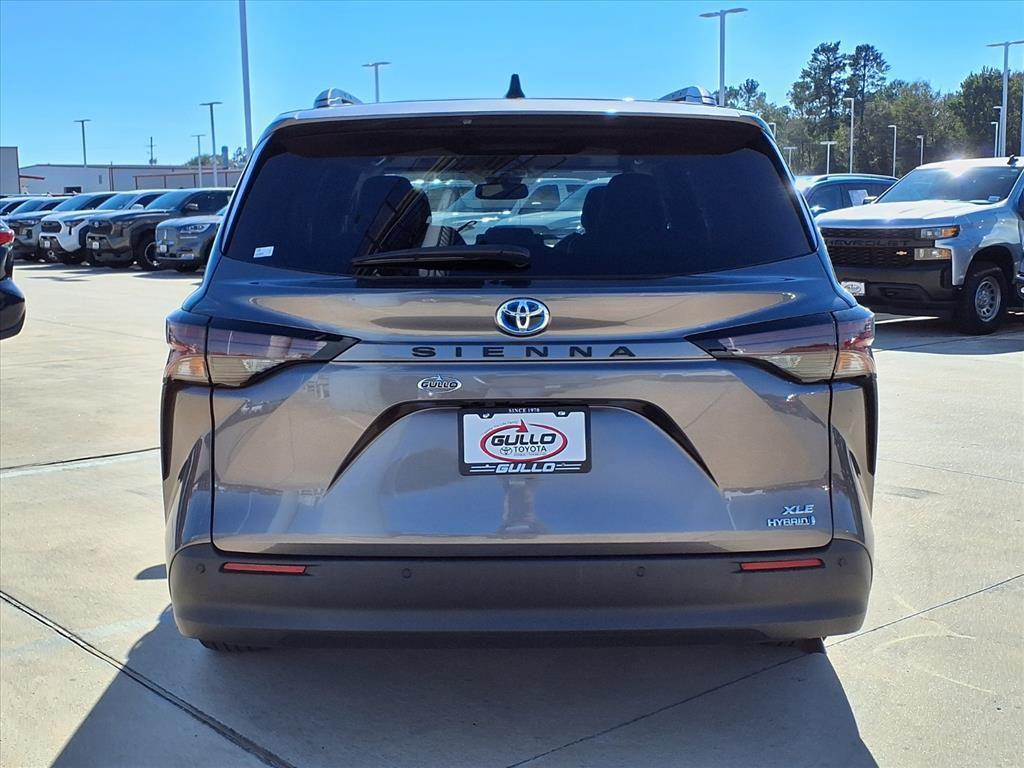 used 2023 Toyota Sienna car, priced at $37,998