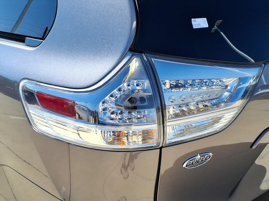 used 2015 Toyota Sienna car, priced at $18,498
