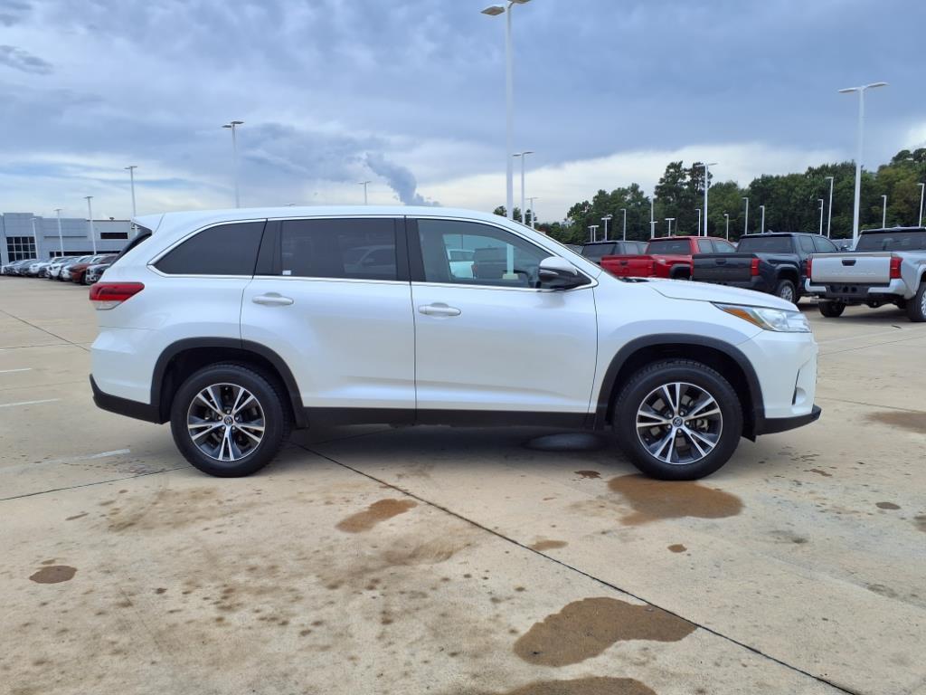 used 2019 Toyota Highlander car, priced at $15,248