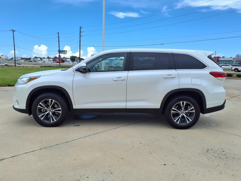 used 2019 Toyota Highlander car, priced at $15,248