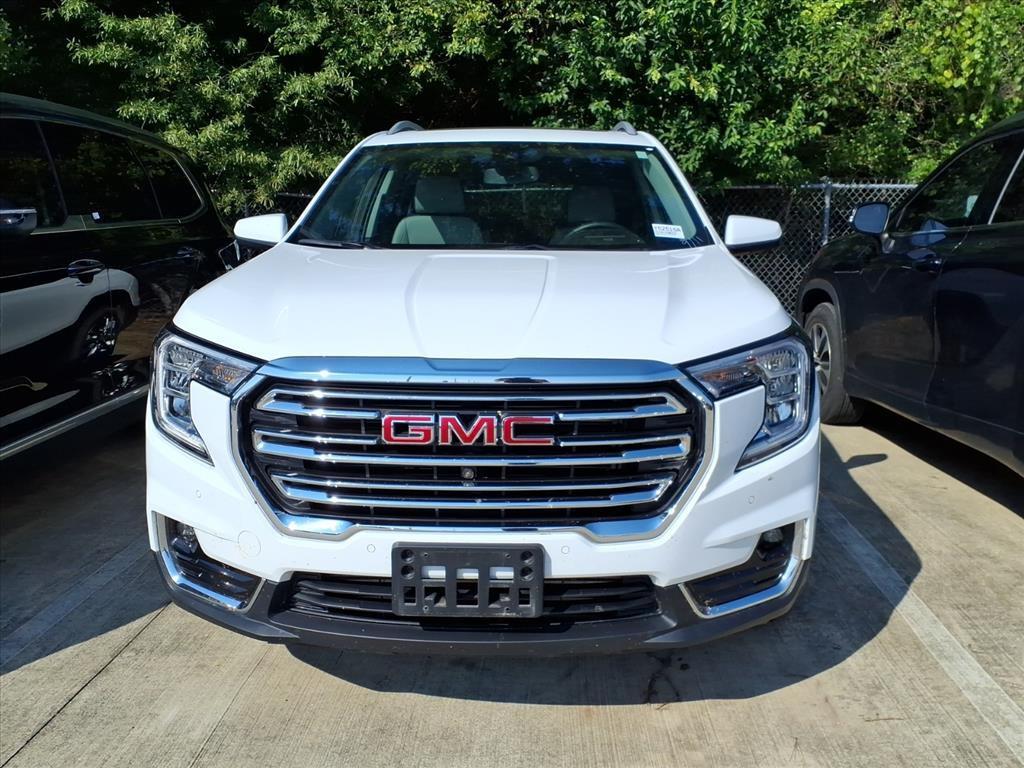 used 2024 GMC Terrain car, priced at $24,998