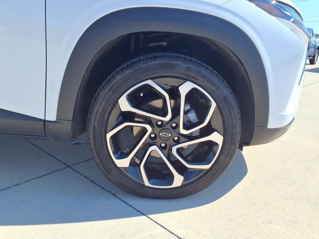 used 2024 Chevrolet Trax car, priced at $24,248