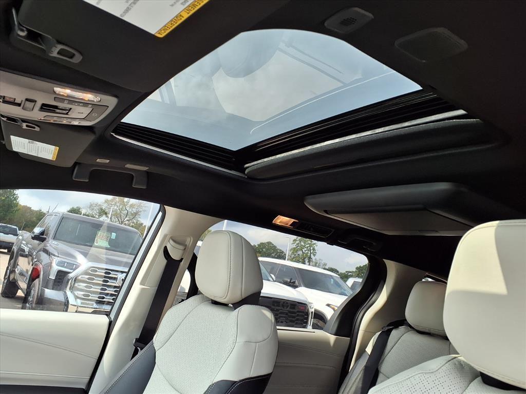new 2025 Toyota Sienna car, priced at $61,283