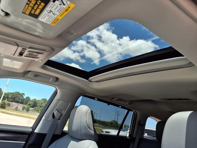 new 2025 Toyota Highlander car, priced at $49,184