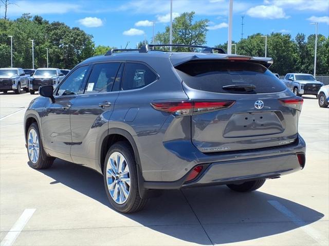 new 2025 Toyota Highlander car, priced at $49,184