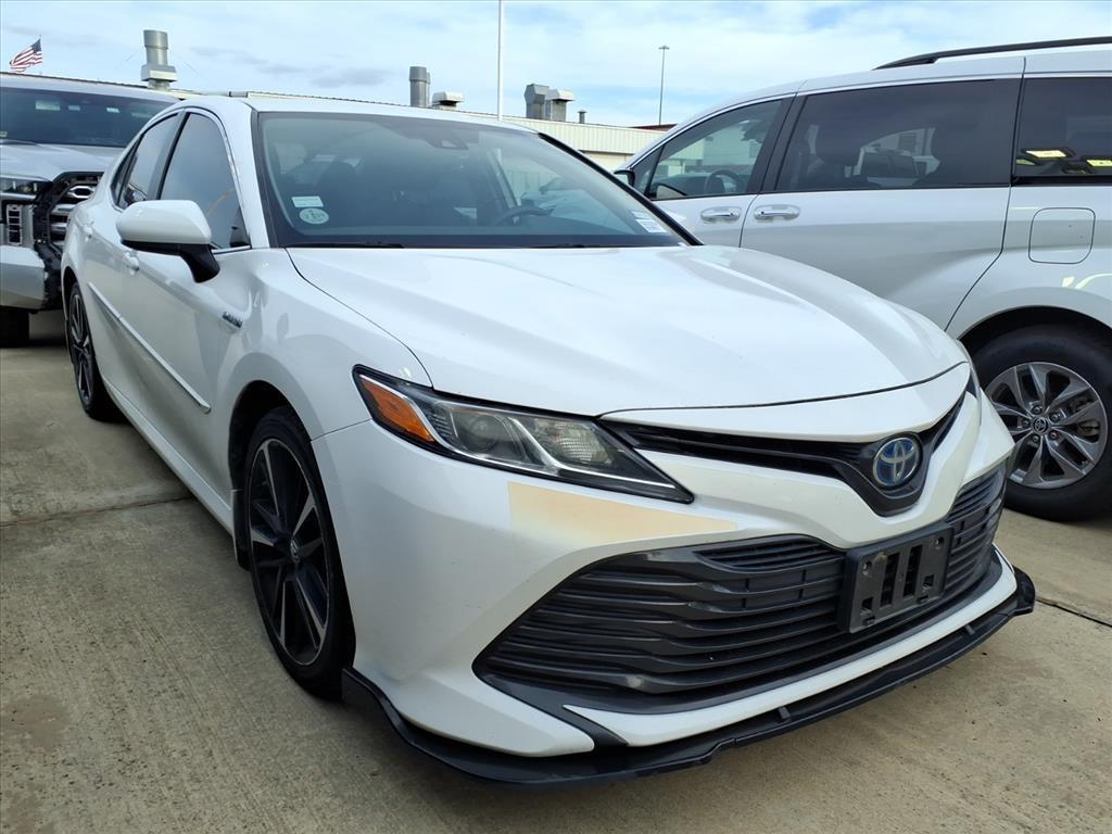 used 2019 Toyota Camry Hybrid car, priced at $19,498