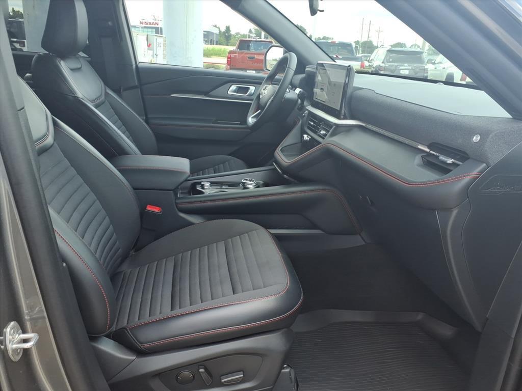 used 2025 Ford Explorer car, priced at $45,998