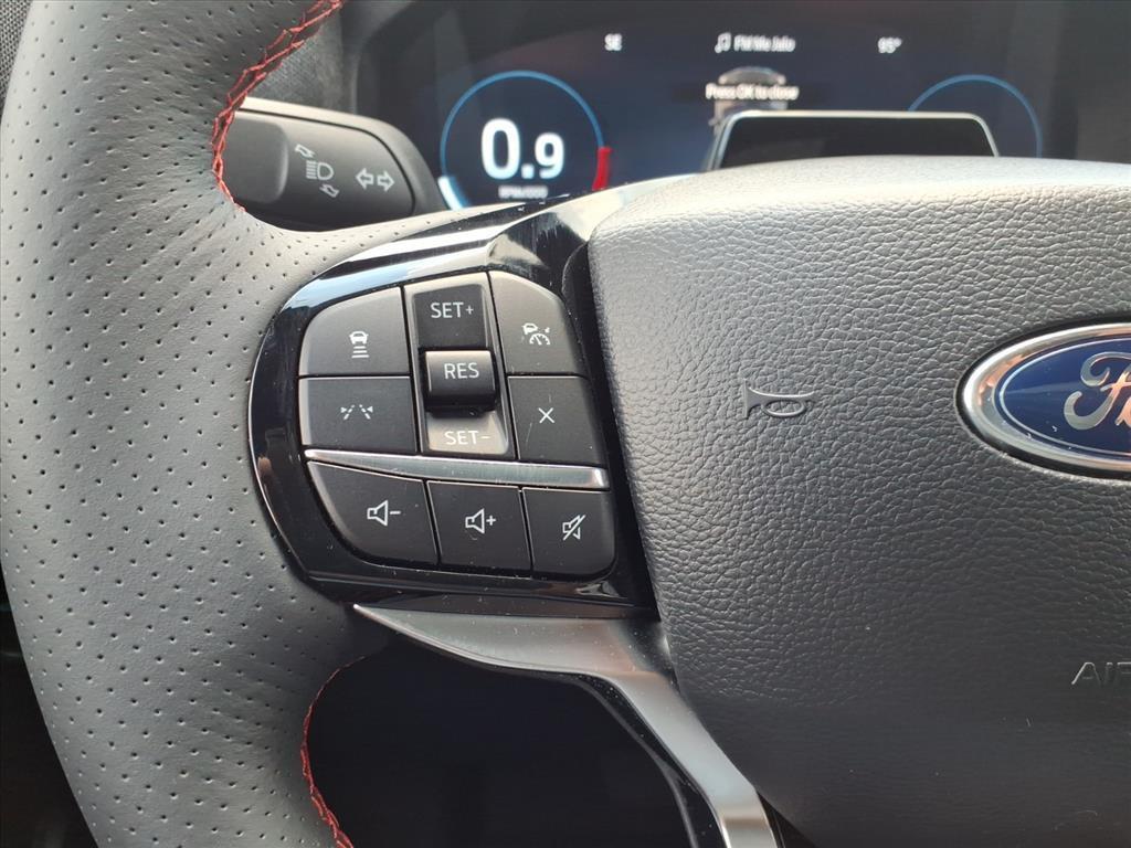 used 2025 Ford Explorer car, priced at $45,998