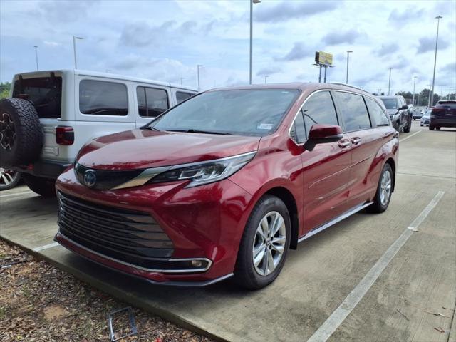 used 2022 Toyota Sienna car, priced at $35,998