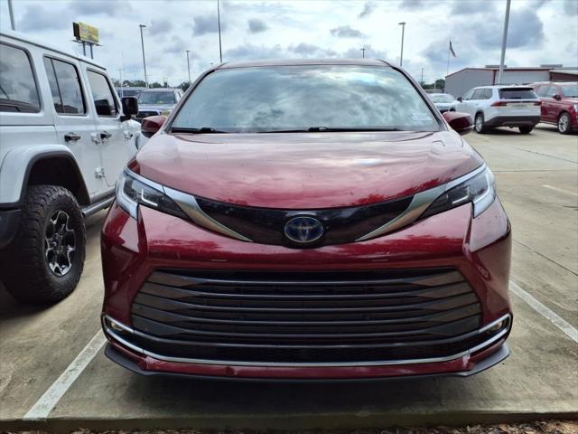 used 2022 Toyota Sienna car, priced at $35,998