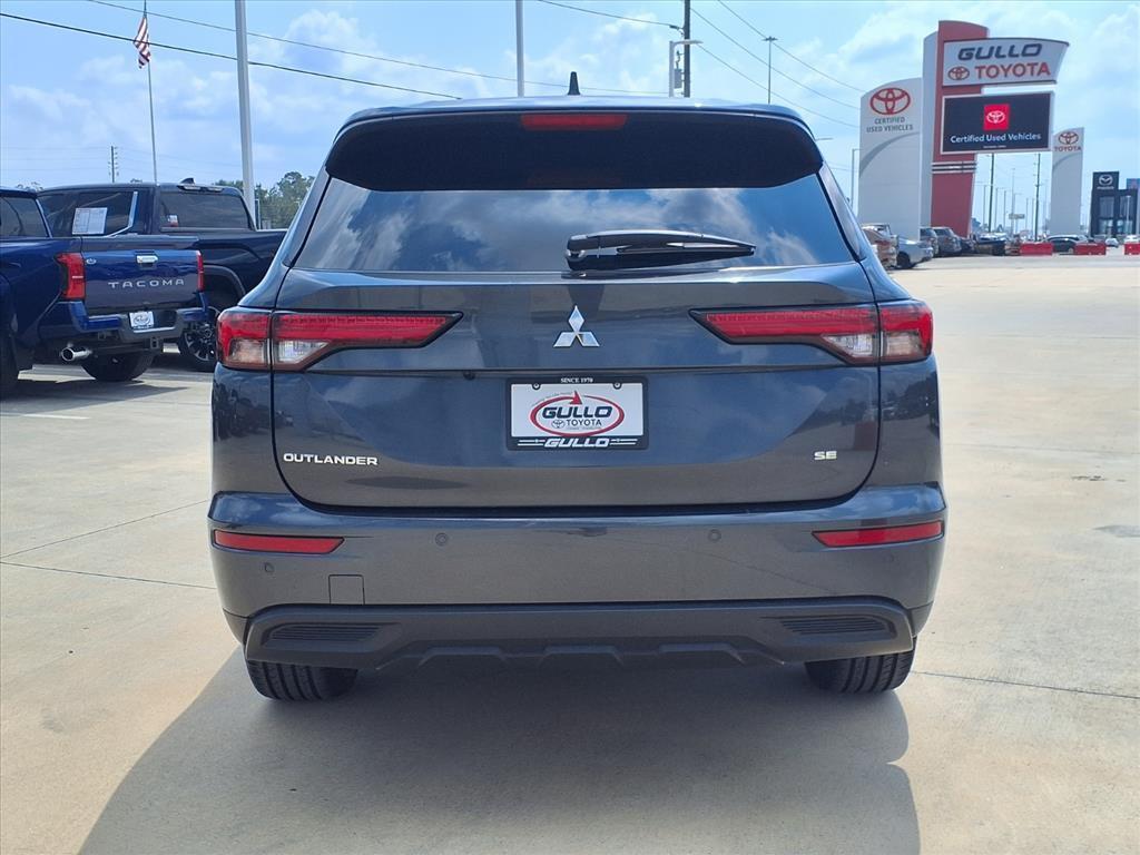 used 2024 Mitsubishi Outlander car, priced at $25,748