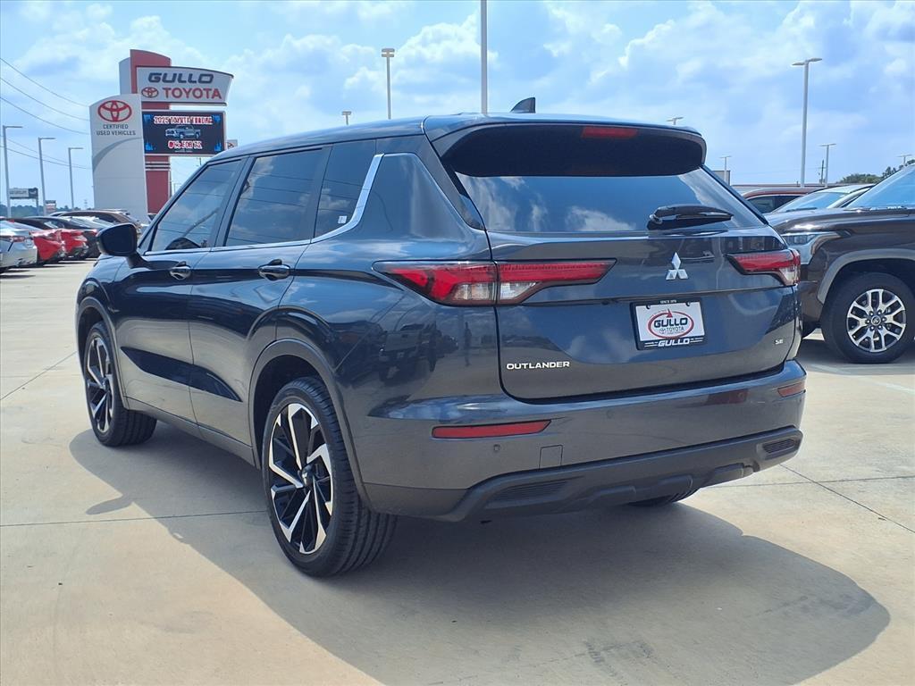 used 2024 Mitsubishi Outlander car, priced at $25,748