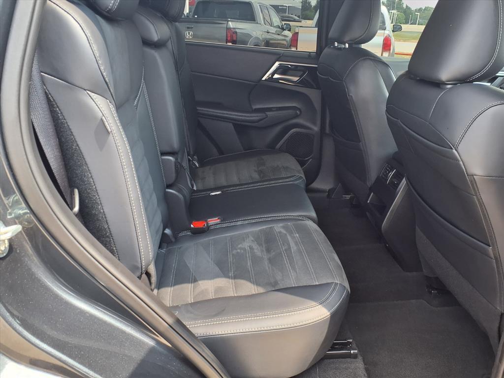 used 2024 Mitsubishi Outlander car, priced at $25,748