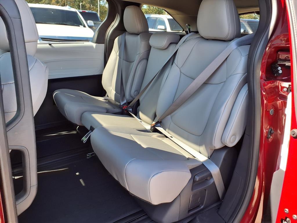 new 2025 Toyota Sienna car, priced at $46,308