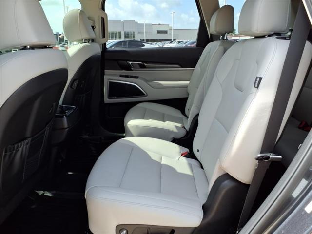 used 2023 Kia Telluride car, priced at $31,998
