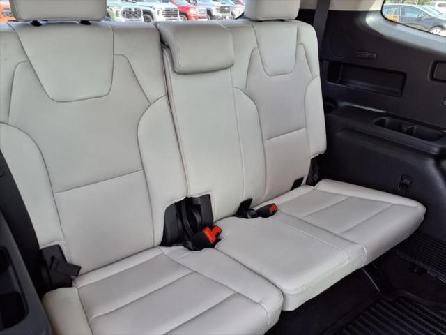 used 2023 Kia Telluride car, priced at $31,998